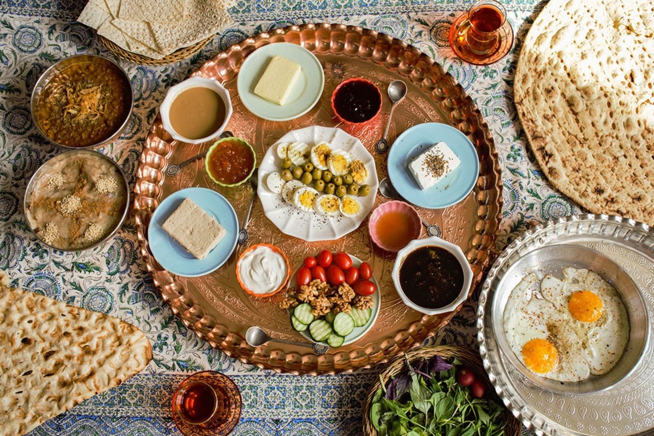 اهنمای جامع بهترین غذاها برای سحری جهت حفظ انرژی و کاهش گرسنگی