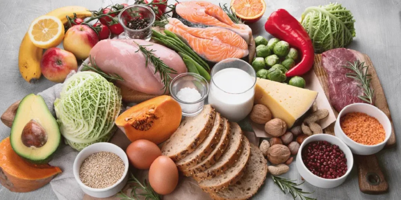 برنامه غذایی سالم هفتگی برای خانواده با منوی متعادل و کاربردی