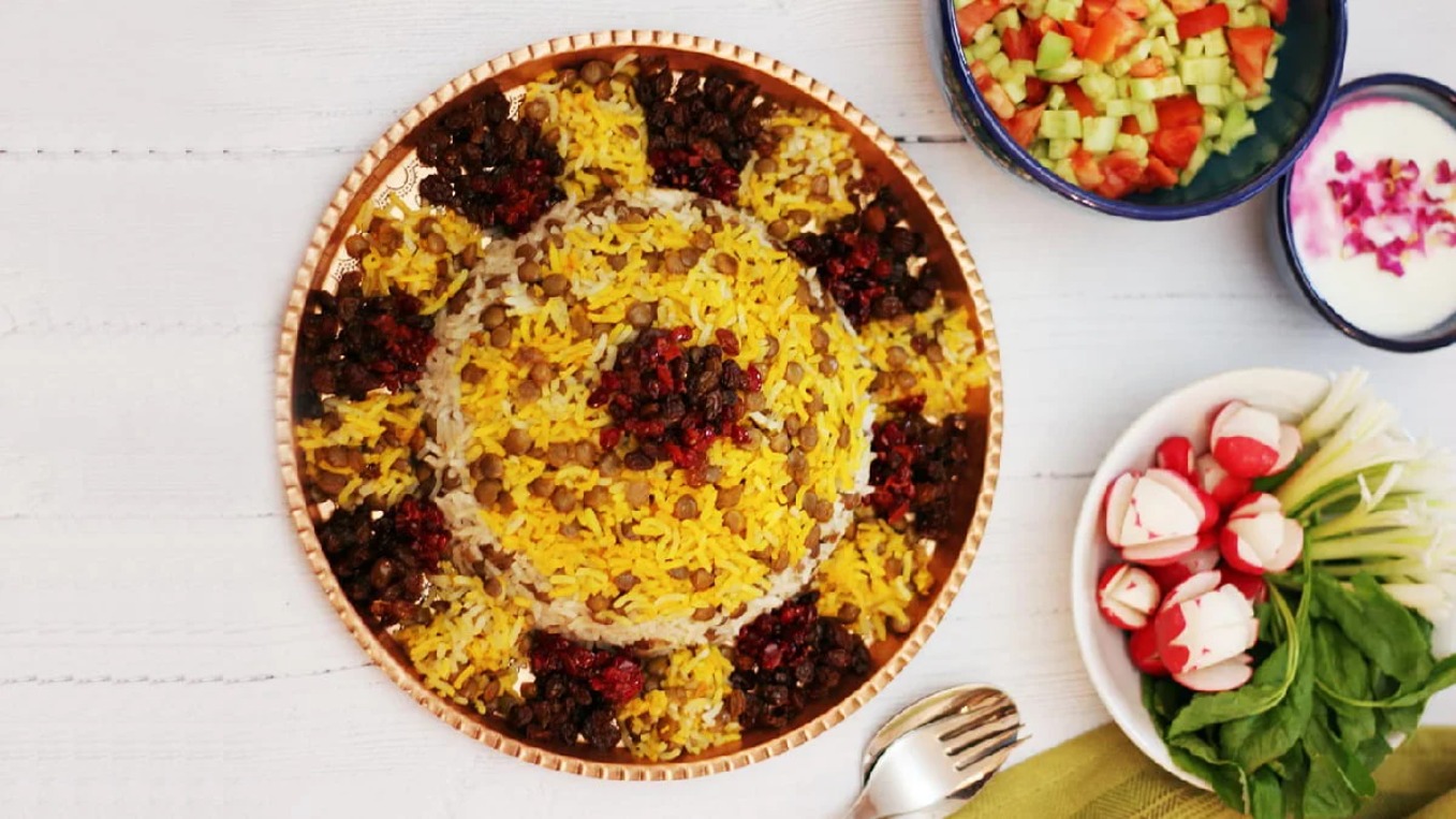 طرز تهیه عدس پلو مجلسی؛ رازهای خوش‌طعم شدن و نکات طلایی
