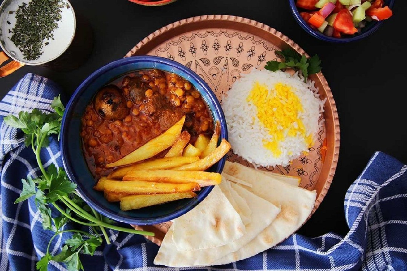 راز قیمه مجلسی؛ فوت‌وفن‌های طلایی برای نرمی لپه و جا افتادن خورش