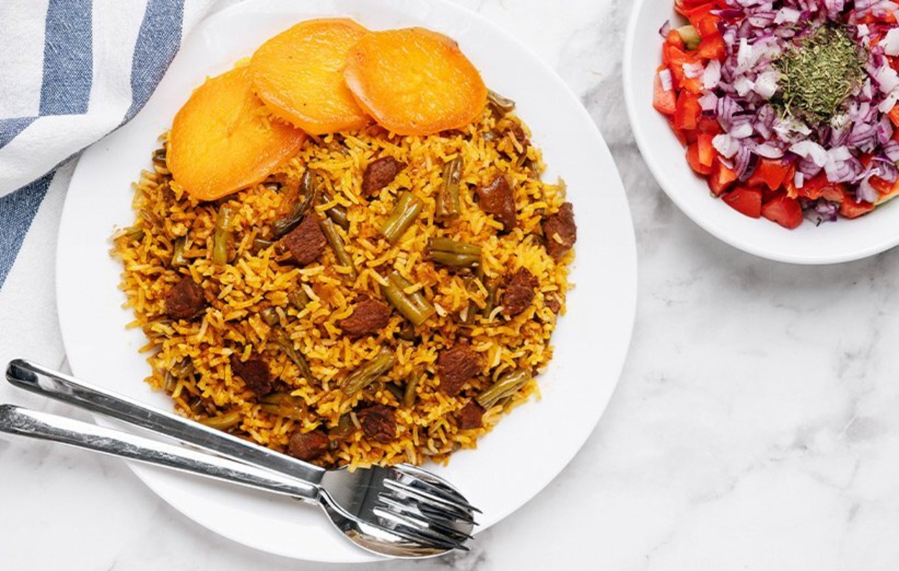 طرز تهیه لوبیا پلو مجلسی با گوشت چرخکرده؛ راز خوشمزگی و شفته نشدن