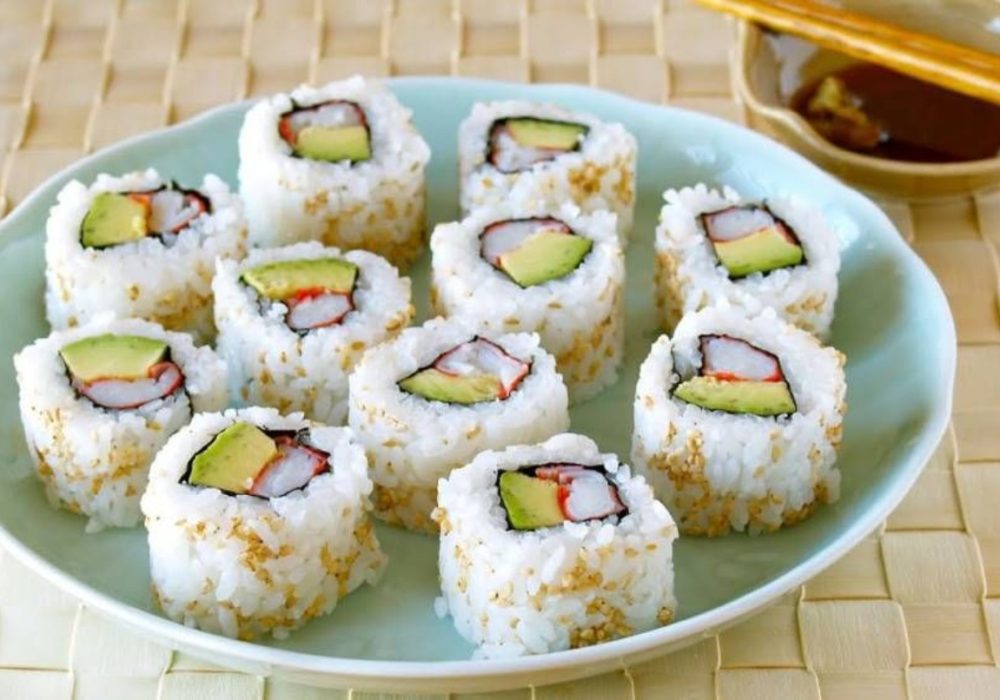 آموزش سوشی خانگی ساده؛ طرز تهیه سوشی برای مبتدیان