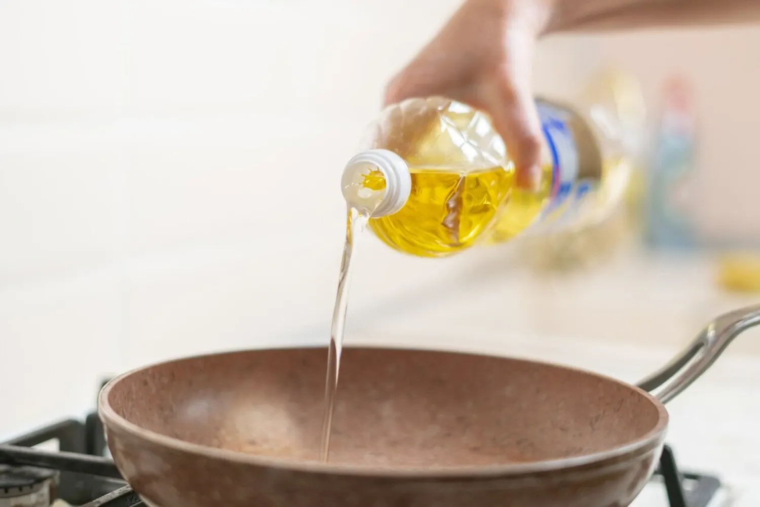 انتخاب هوشمندانه بهترین روغن برای سرخ کردن و پخت و پز